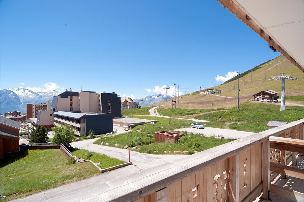 Madame Vacances Hotel Le Christina Alpe d'Huez Екстер'єр фото
