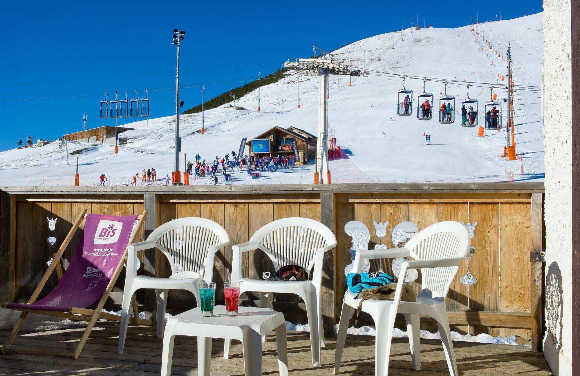 Madame Vacances Hotel Le Christina Alpe d'Huez Екстер'єр фото